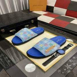 Picture of Louis Vuitton Slippers _SKULVsz38-45CD0608308